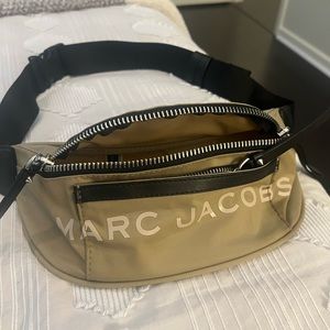 Marc Jacobs Woven Belt Bag - Uniform Khaki color